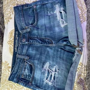 American Eagle ripped shorts